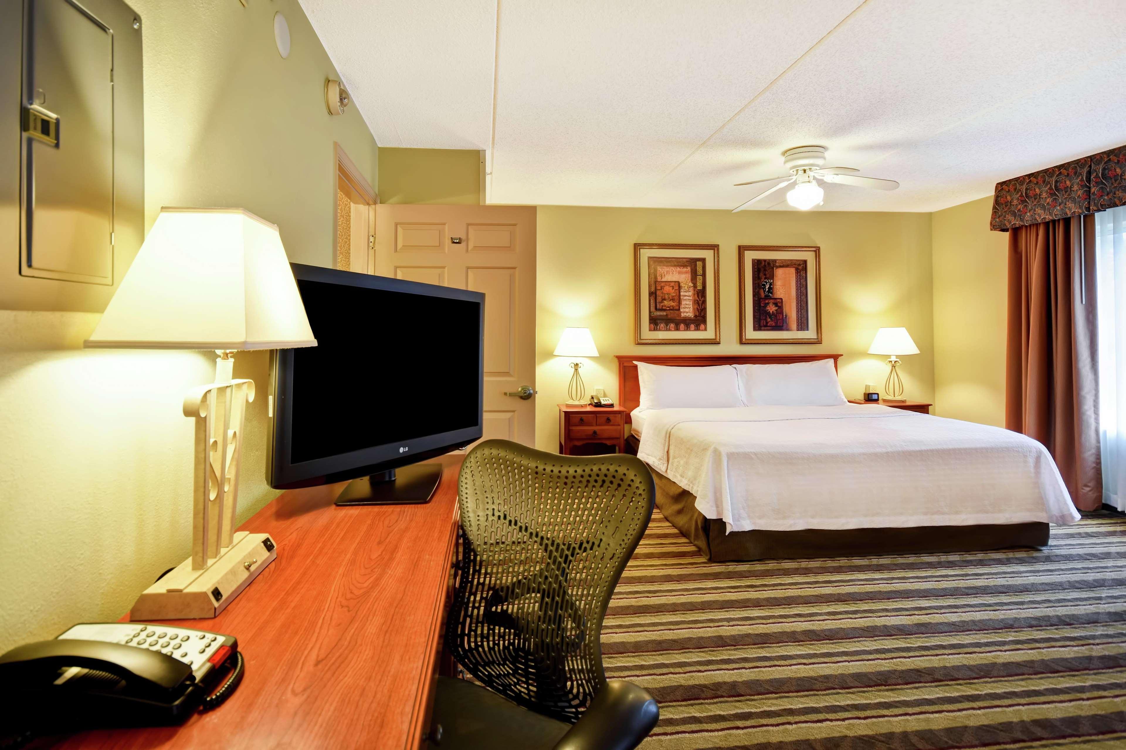 Homewood Suites By Hilton Chester Exterior photo